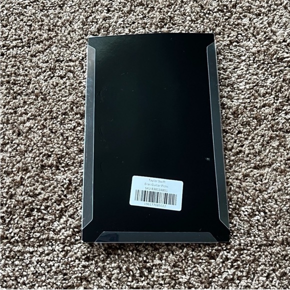 NEW Taylor Swift Eras Tour Guitar Picks - Picture 2 of 5